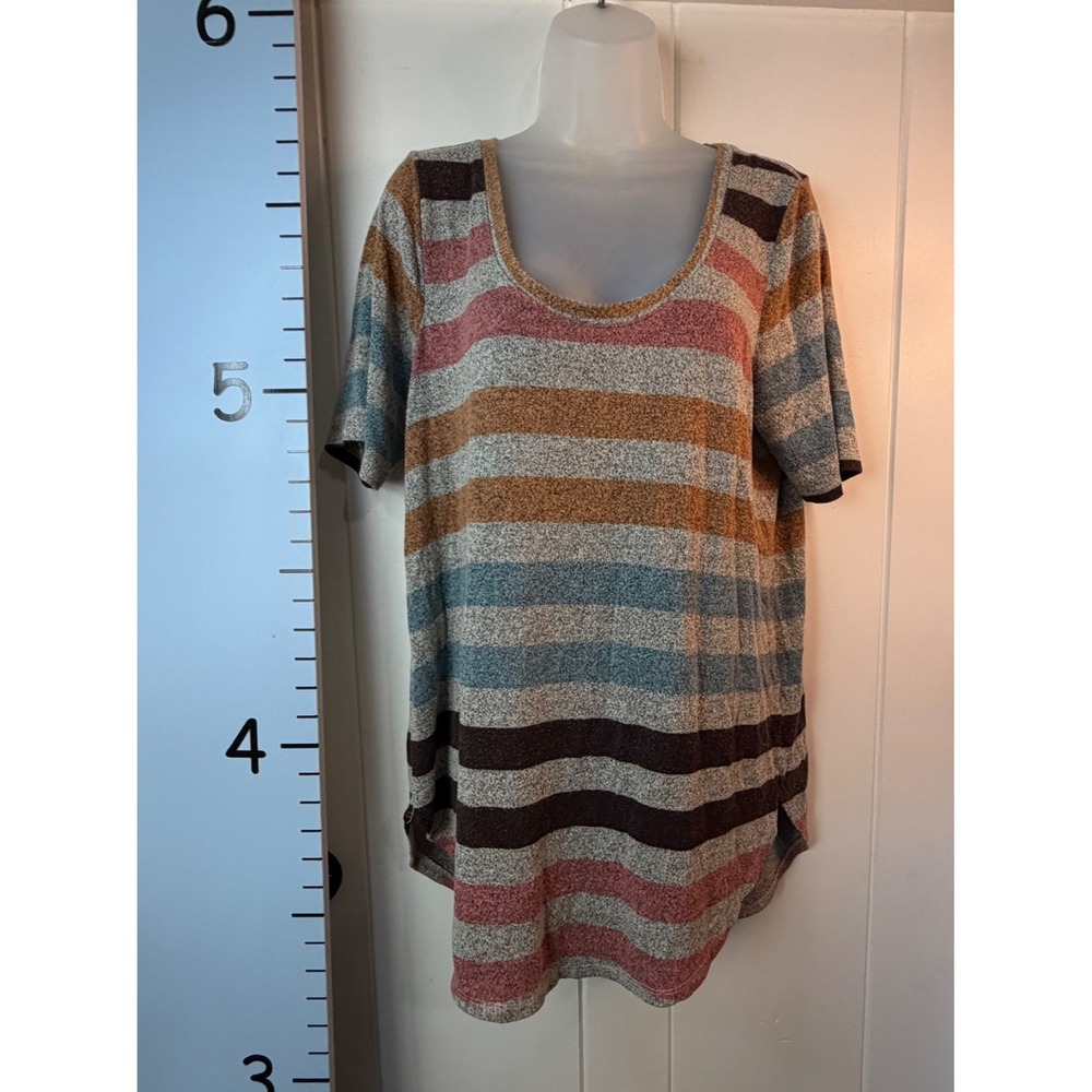 Maurices 24/7 Women's Short Sleeved‎ Sweater Size Large Multicolor Stripes